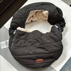 Winter car seat cover (like new)